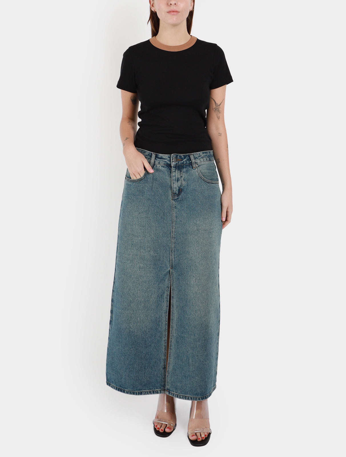 saks-potts-kiki-t-shirt-black-brown_1